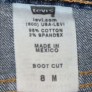 Levis